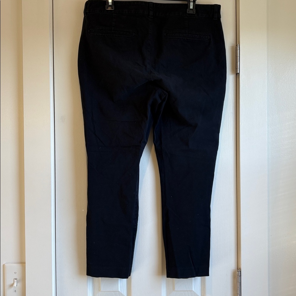 Old Navy | Basic Black High-Rise Pixie Secret Smo… - image 4